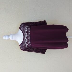 LIKE NEW Simply Styled Burgundy Lace Detail Elbow Sleeve Tee Shirt Size XL